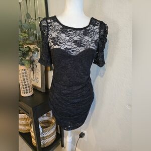 Guess Los Angeles Women’s Black Lace Ruched Puff Sleeve Mini Dress L